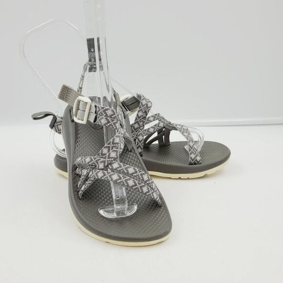 Chaco Diamond Gray Walking Sandals, YOUTH Size 4 EUC - Picture 1 of 7